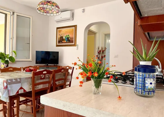 Yellow Beachfront House 60 M By Salento Prime