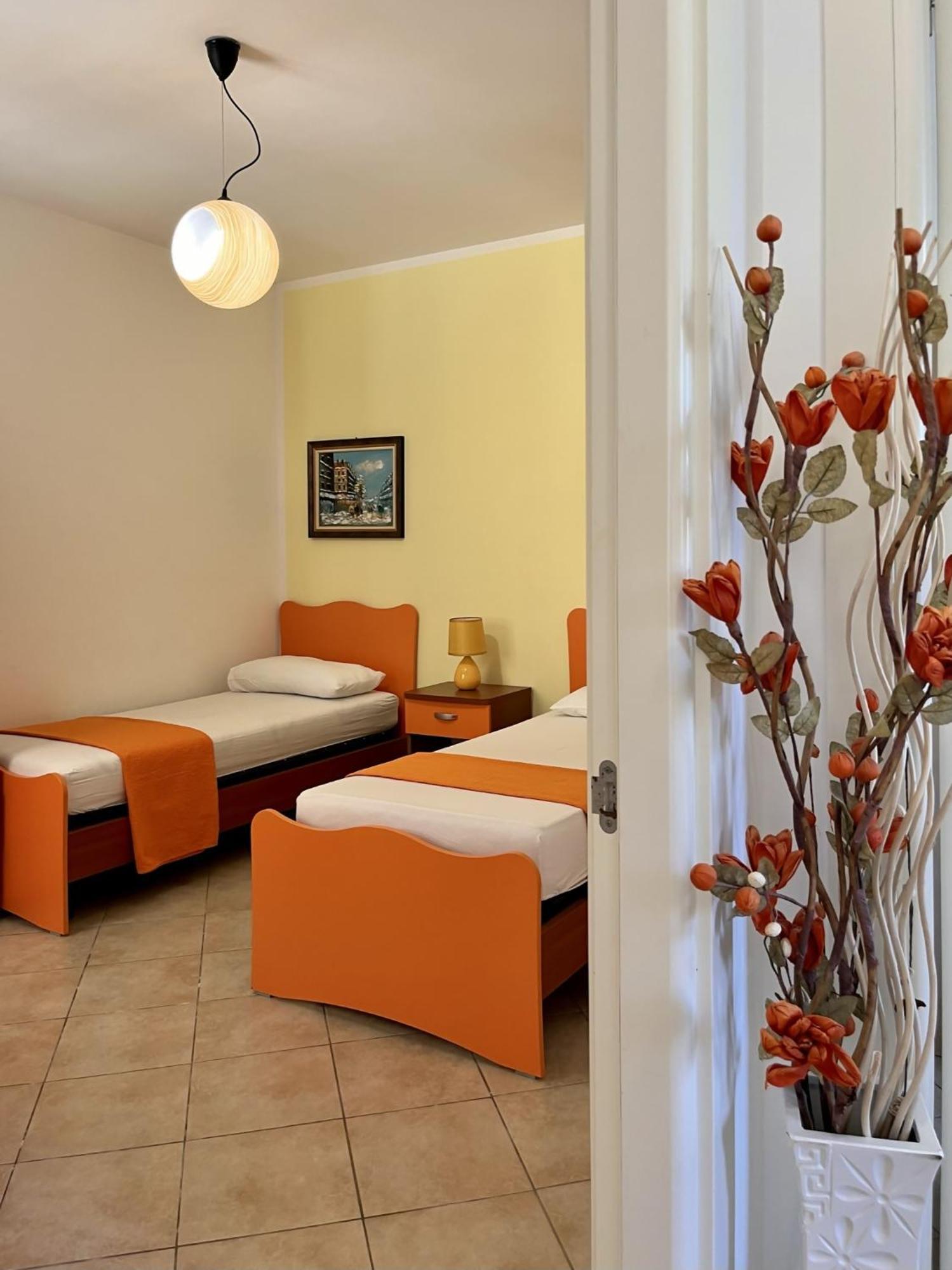 Holiday home Yellow Beachfront House 60 M By Salento Prime Marina Di Pescoluse