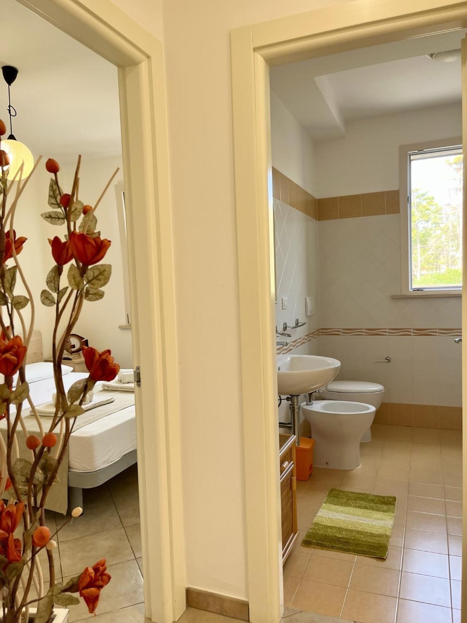 Yellow Beachfront House 60 M By Salento Prime Hébergement de vacances